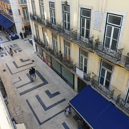 Downtown Flat With Design And Comfort At Downtown, 3rd-floor No Lift Apartman